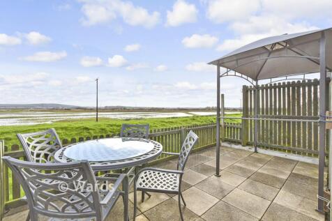 Patio / Decking