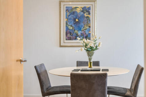 1357361-20-68de79...