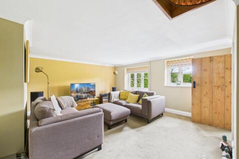 Living Room- Mark Stephens EweMove Newmarket and S