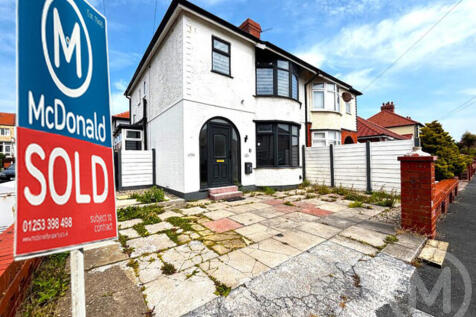 Blackpool, FY2 - property photo