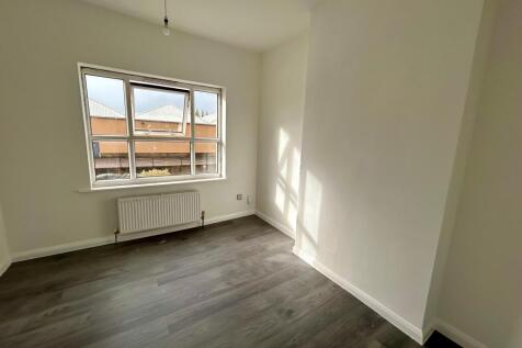 Ashby Road, LE67 3LA photo 5