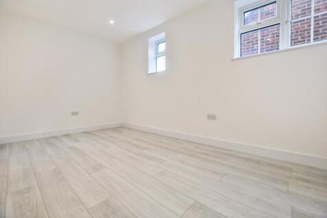 Station Road, Longfield, DA3 photo 4