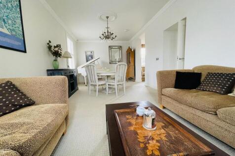 Open Plan Sitting/Dining Room