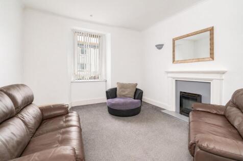 117B High Street Lochee-6.jpg