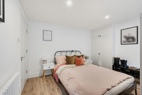 The Gardens, East Dulwich London SE22 photo 4