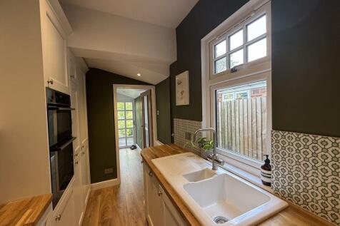 Lawton Avenue, BIRMINGHAM, West Midlands, B29 photo 4