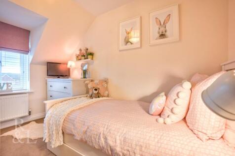 2B Mount Road (20).jpg