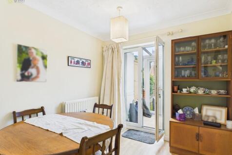 CAM03830G0-PR0213...