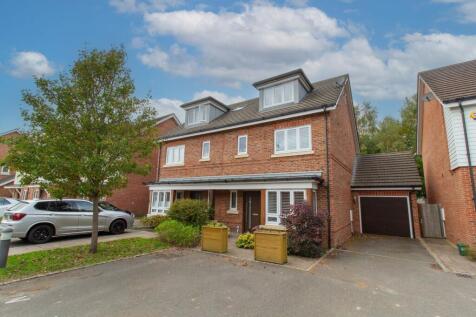 Fleet, GU51 - property photo