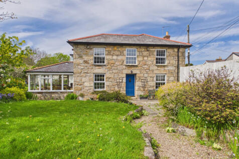 4/5 Bedroom Detached House for Sale