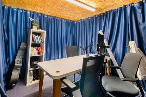 Property Image 30