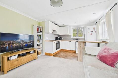 07b06d8c-CAM01085...