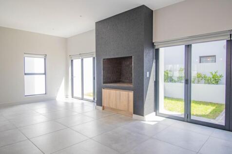 Indoor braai, leading to the garden