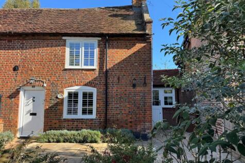 wren cottage external.jpg