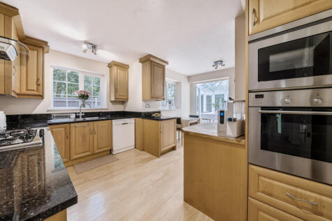 1365652-20-68ee77...