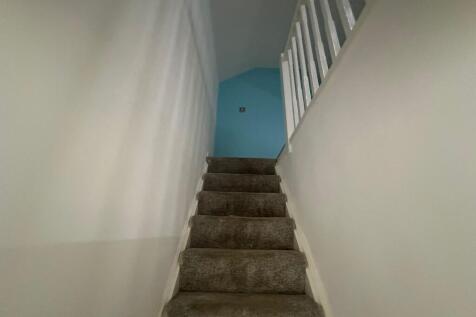 Dougliehill Terrace, Port Glasgow photo 3