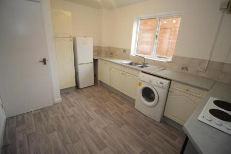 Kitchen 1.JPG