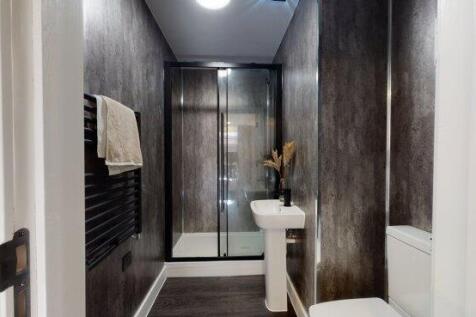 hounds-gate-ng1-7da-1054543