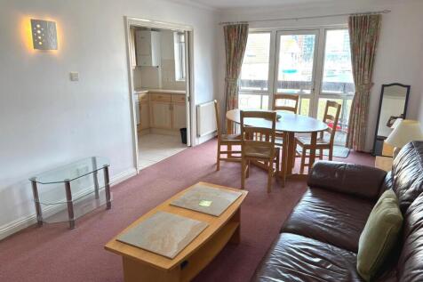 Pacific Close, Southampton, Hampshire, SO14 photo 2