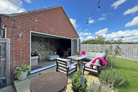 Family Room-Home Office