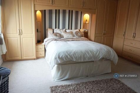 Master Bedroom With En Suite