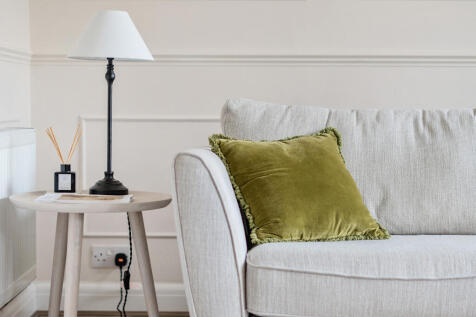 1336681-11-68a356...