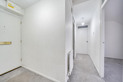 1388731-18-693839...