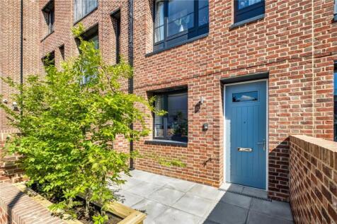 Picture No. 03