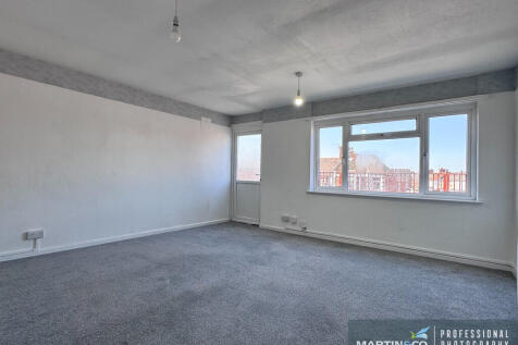 Caerphilly Road, Birchgrove photo 3