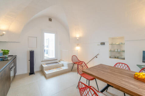042_palazzo_luce_ostuni_raro_realty_1920.jpg
