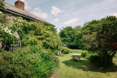 296413 - JAYS 2-18.jpg