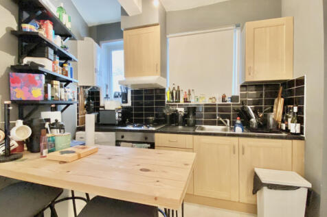 Tooting, SW17 9SB photo 4