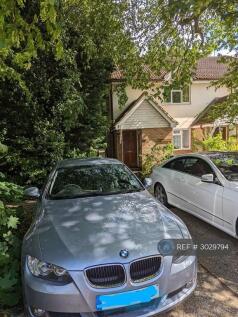 Drive And Own Entrance 