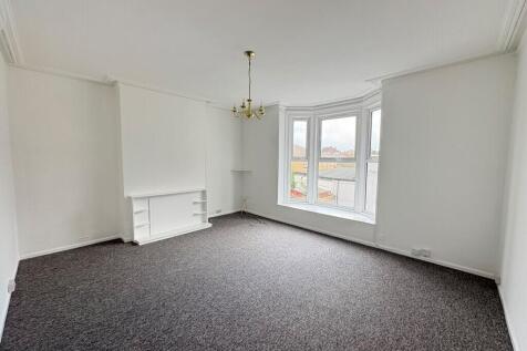 Waverley Road, Southsea photo 3