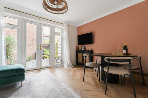 Living/Dining Room