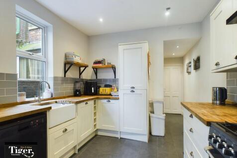 CAM02176G0-PR0176...