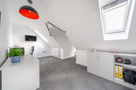 1294613-10-682b9db415295-ARW-