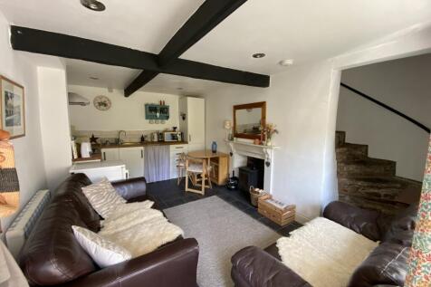 Living Room/Kitchen