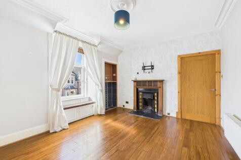 CAM03185G0-PR0094-STILL015