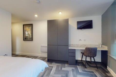 graduation-house-ng9-4hl-1055404