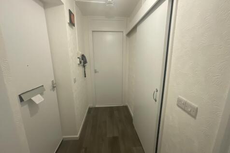 Truncliffe, Bradford, West Yorkshire, BD5 photo 4