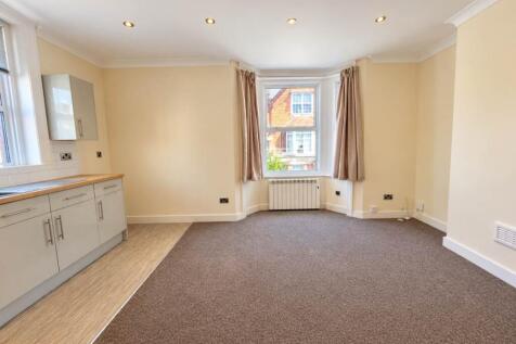 St Aubyns Road, Eastbourne, East Sussex photo 4