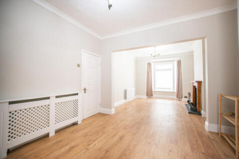 145 Westcott Street, Kingston Upon Hull, City Of Kingston Upon Hull photo 4