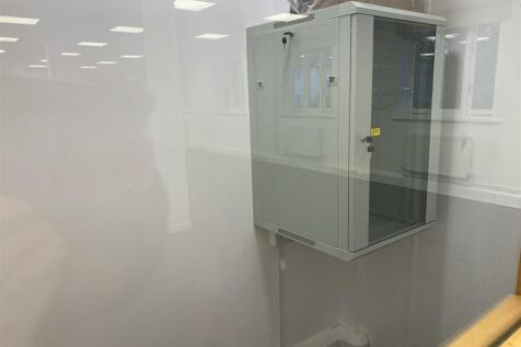 internal cabinet.jpg