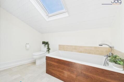 First Floor Family Bathroom