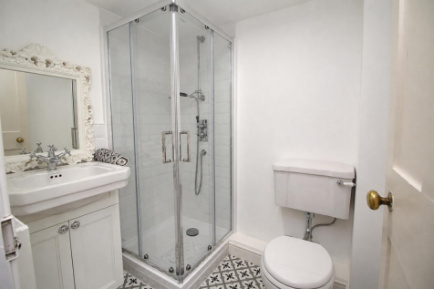 shower room image use.png