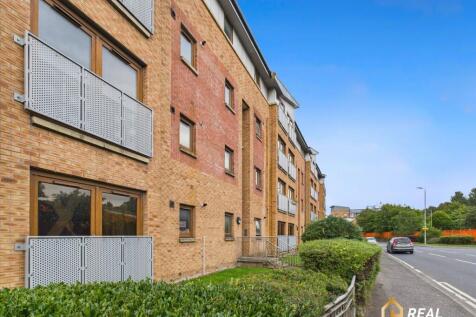 2 bedroom 1st floor flat