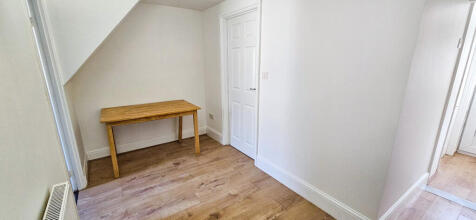 Plaistow, London, E13 photo 4