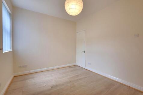 Sutherland Road, Southsea Unfurnished photo 5