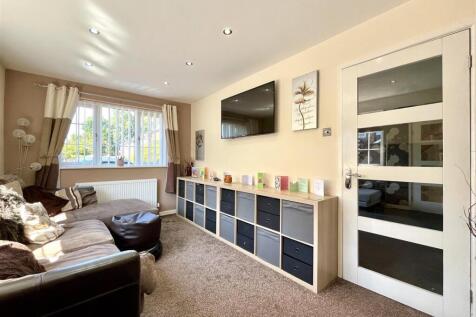 Study / Sitting Room Aspect 2